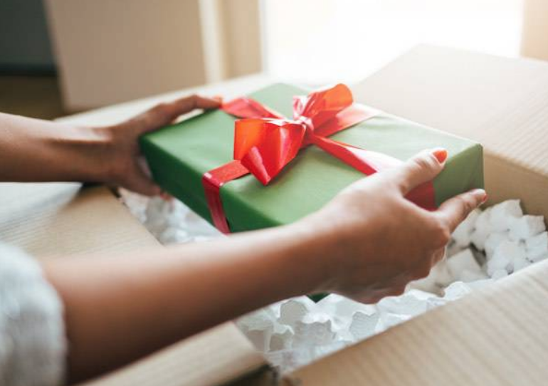 Regali Di Natale Originali Per Fidanzato.Natale 2018 Tendenze Regali Idee Originali Per Le Amiche E Fidanzato Piu Donna