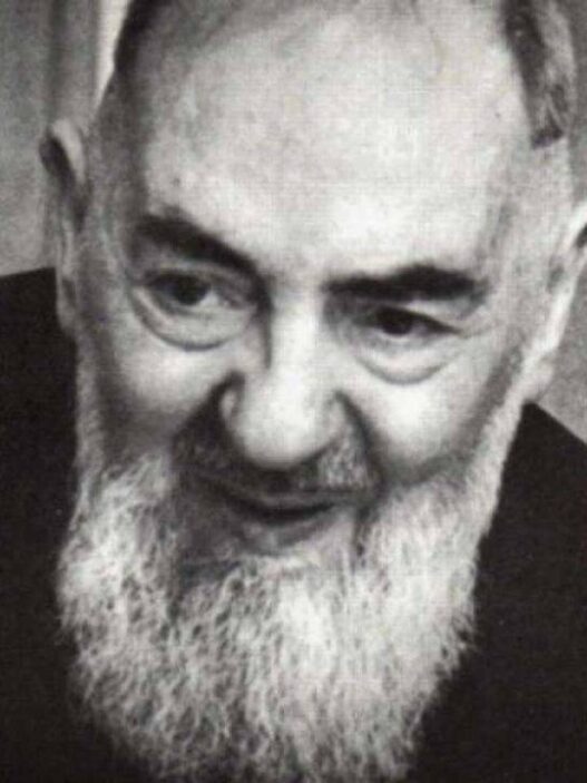 la profezia di Padre Pio su terremoto e i 12 messaggi