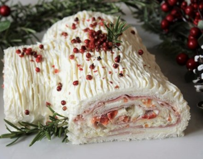 Come Si Prepara Il Tronchetto Di Natale.Tronchetto Salato Di Natale L Idea Bellissima E Veloce Da Preparare In Anticipo Che Stupira Tutti Diversa Dalle Solite Tartine Piu Donna