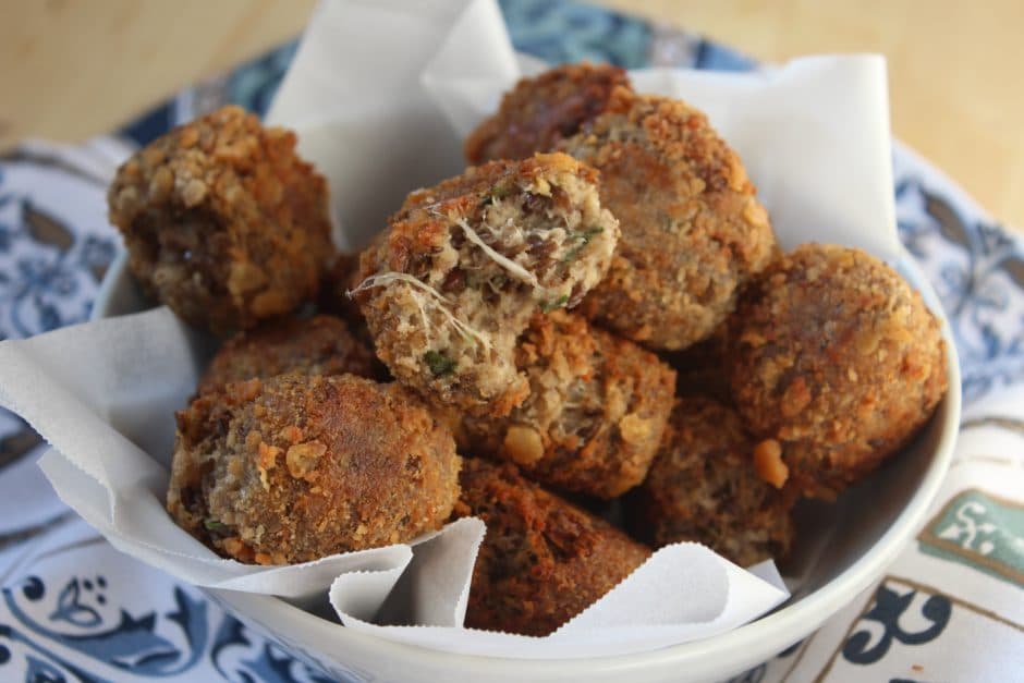 Polpette Di Cotechino Lenticchie E Patate Il Piatto Fortunato Che Non Puo Mancare A Capodanno E Che Piace A Tutti Piu Donna