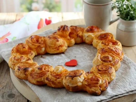 cuore di pasta sfoglia per San Valentino