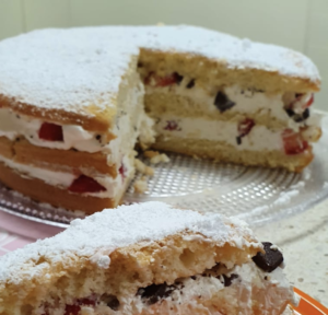 Torta di fragole e latte