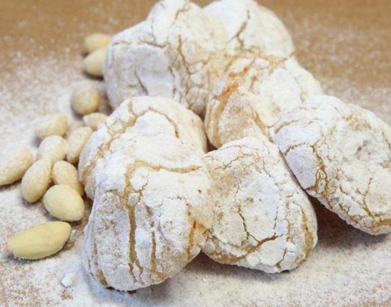 Dolcetti Alle Mandorle Siciliani Pronti In 5 Minuti Il Segreto Per Farli Morbidissimi Che Si Sciolgono In Bocca La Ricetta Super Facile Piu Donna