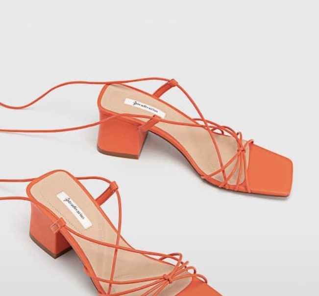 I sandali più belli per l'estate 2020 sotto i 30 euro hanno le fascette  sottili: Ecco quelli che devi assolutamente avere - Più Donna