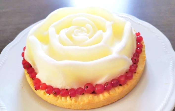 crostata con panna cotta