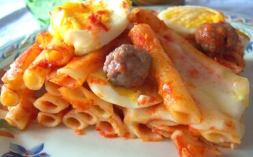 Ziti al forno con salsiccia