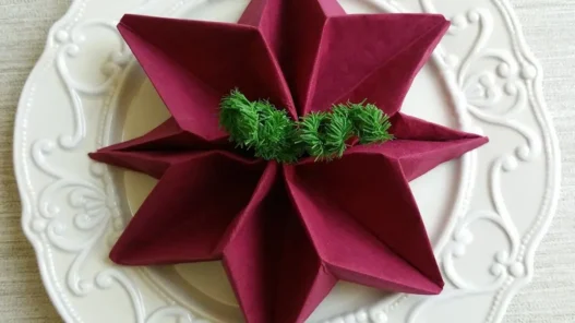 Tovagliolo a forma di stella di Natale