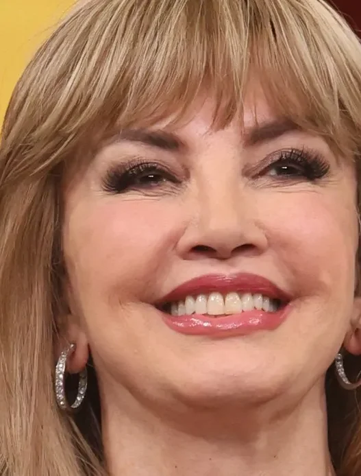 La conduttrice ha confessato il suo passato e il rapporto con i genitori