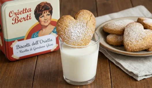 Un biscotto di Orietta Berti a forma di cuore