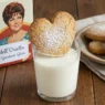 Un biscotto di Orietta Berti a forma di cuore