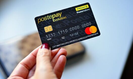 post pay 100 euro per natale