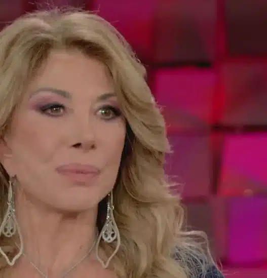 le accuse di Gabriella Carlucci alla sorella