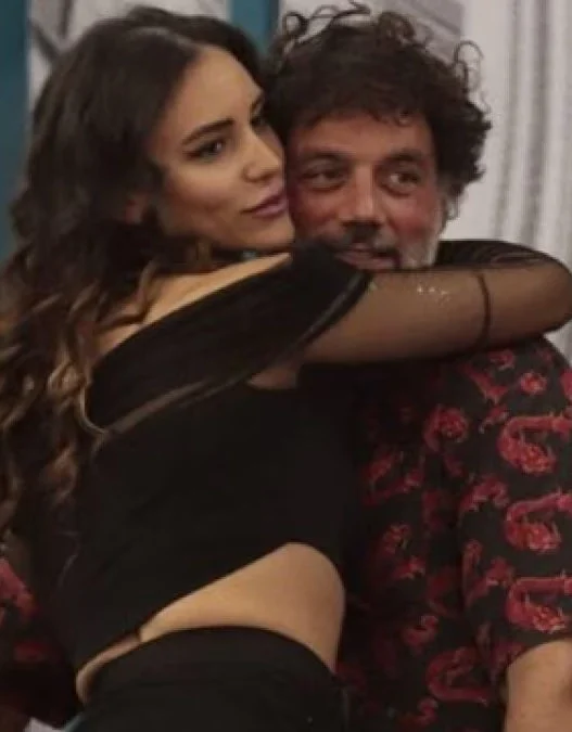 i due concorrenti del gf finalmente insieme