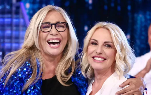 tensione tra mara venier e antonella clerici