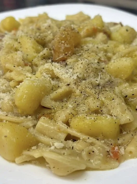 pasta e patate cacio e pepe.