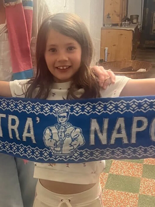 Addio a Virginia: una piccola bara bianca e stivaletti rosa