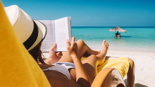 lettura-sotto-lombrellone2