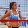 Simona Cinà in spiaggia