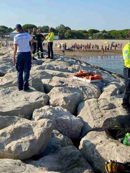 6 anni scomparso in mare