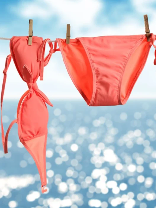 come lavare i costumi per non rovinarli