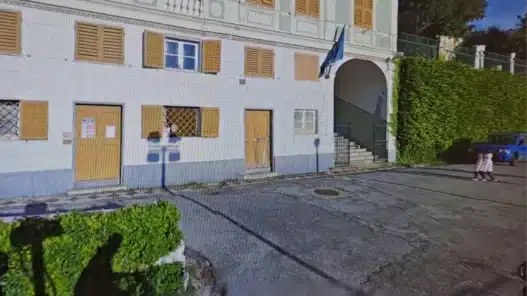 scuola De Amicis di Voltri