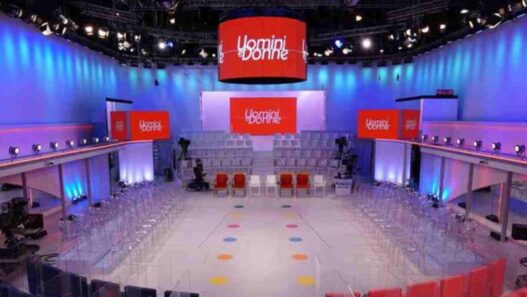 uomini e donne studio