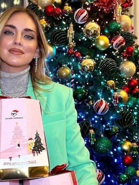 Il pandoro Balocco con il brand Chiara Ferragni
