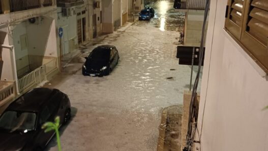 Ostuni, uomo disperso salva la moglie