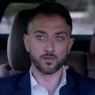 Gennaro in macchina seduto