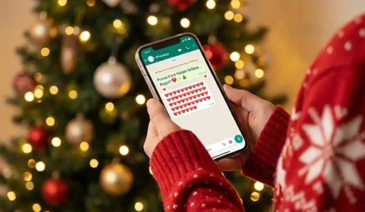 frasi-auguri-natale-2025-whatsapp-smartphone