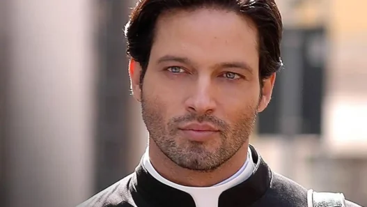 gabriel garko sulla scena di un set