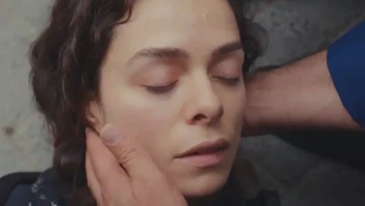 doloroso viaggio bahar sirin uccide Sarp