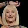 Spunta l'erede di Raffaella Carrà. Il figlio adottivo