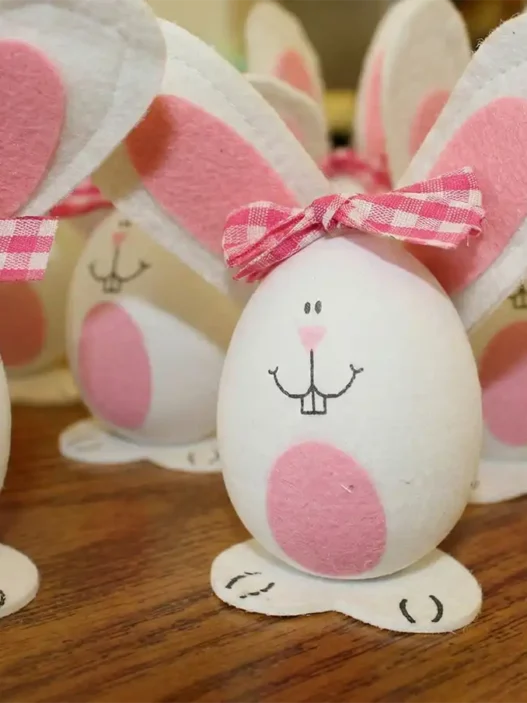 Coniglietti creati per Pasqua come lavoretto