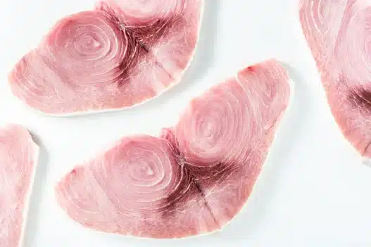 Lotti di pesce ritirato dai supermercati. Bisogna controllare nel proprio freezer