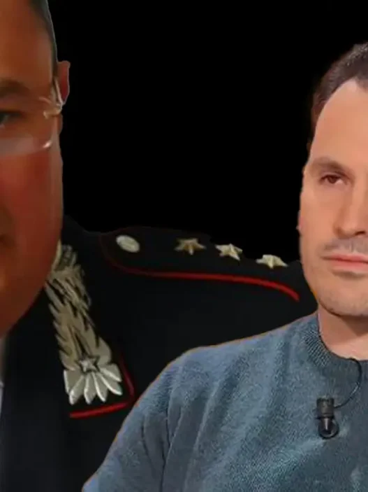 L'ex ufficiale dei carabinieri insieme all'amico di Chiara Poggi