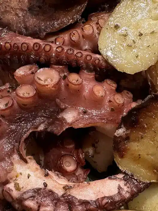 Come fare un ottimo polpo e patate al forno