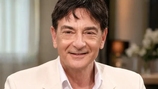 una foto di Paolo Fox dell'oroscopo 30 agosto 2026