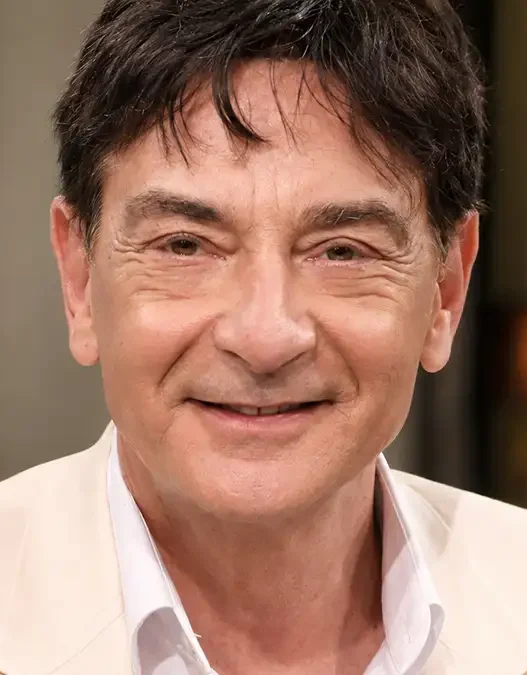 una foto di Paolo Fox dell'oroscopo 30 agosto 2026