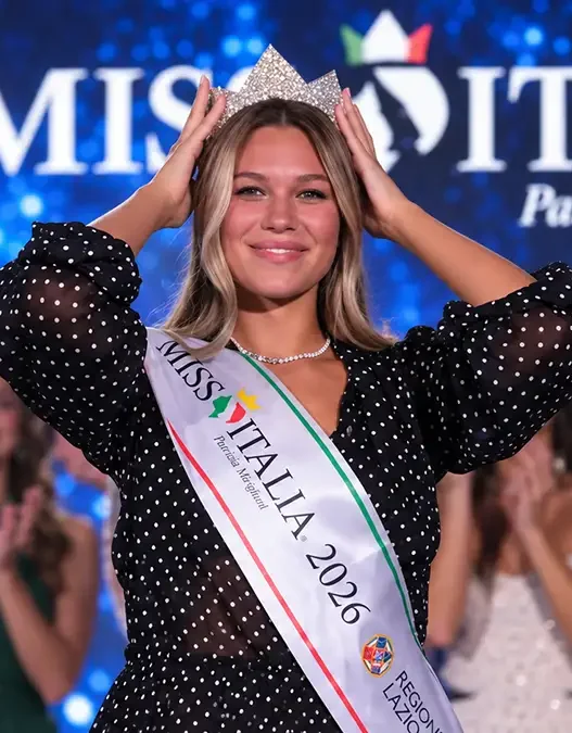 La vincitrice Miss Italia 2026 Sarah Rizea